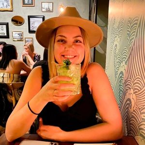 Meet your Posher, Jen